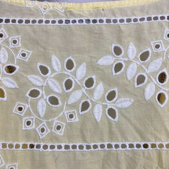 Chico’s Boho Embroidered and Beaded Yellow Cotton Blouse Top Size 4/6 Petite - Picture 7 of 9